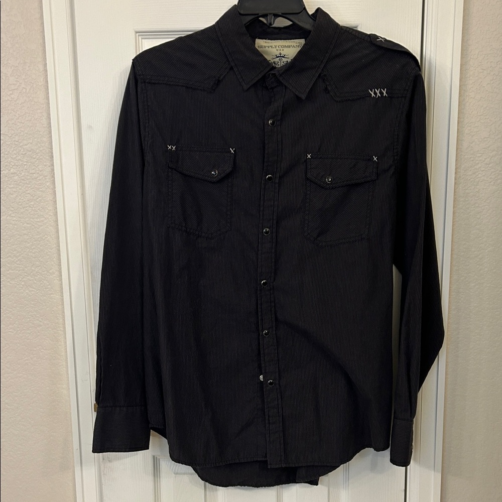 Classic Black Casual Button-Down Shirt